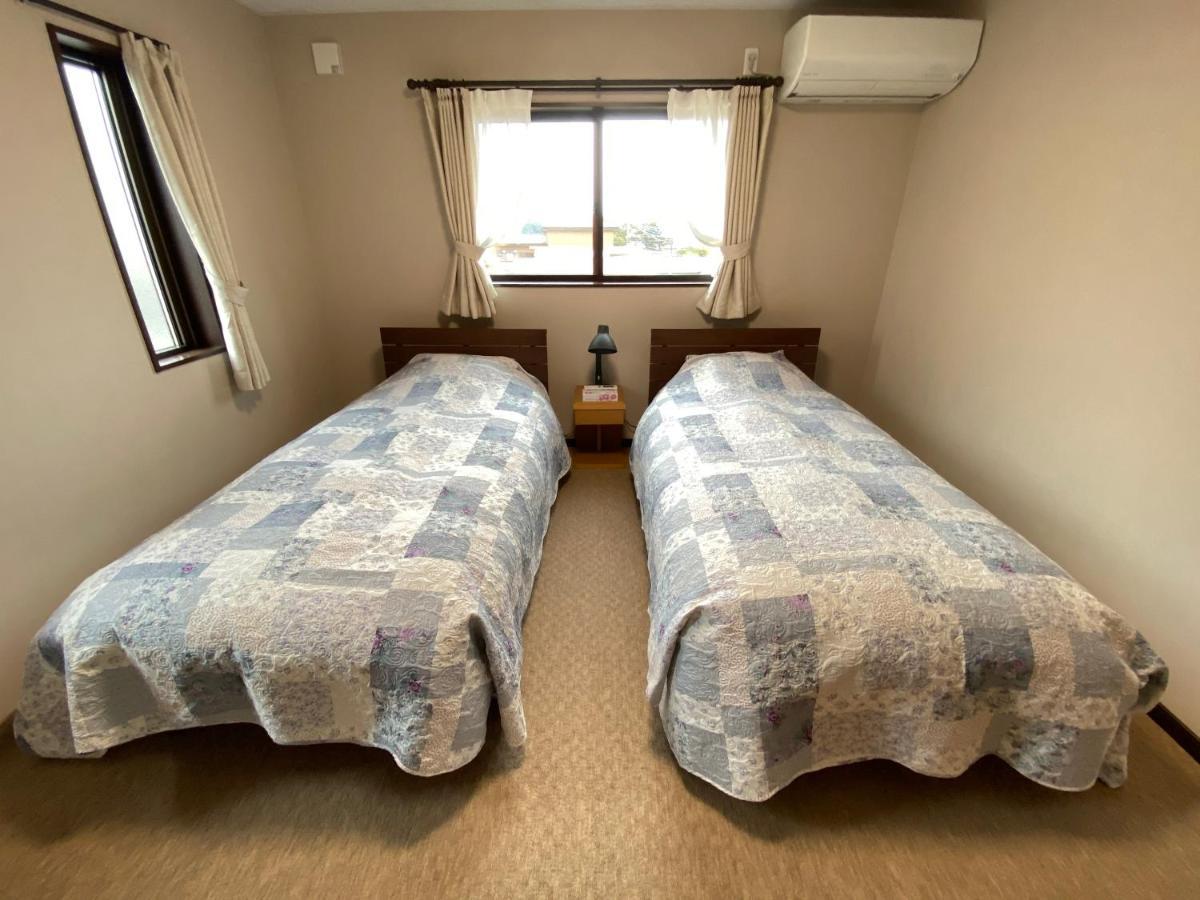 Link House Hotel Fujiyoshida Exterior photo